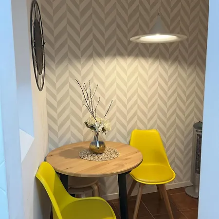 Regueira Gold Com Terraco * Lisbona